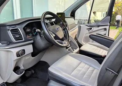 Ford Tourneo Custom 320 2.0 TDCi 185CV aut. PC Titanium X (2)
