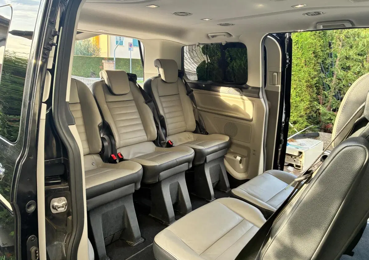 Ford Tourneo Custom 320 2.0 TDCi 185CV aut. PC Titanium X (10)