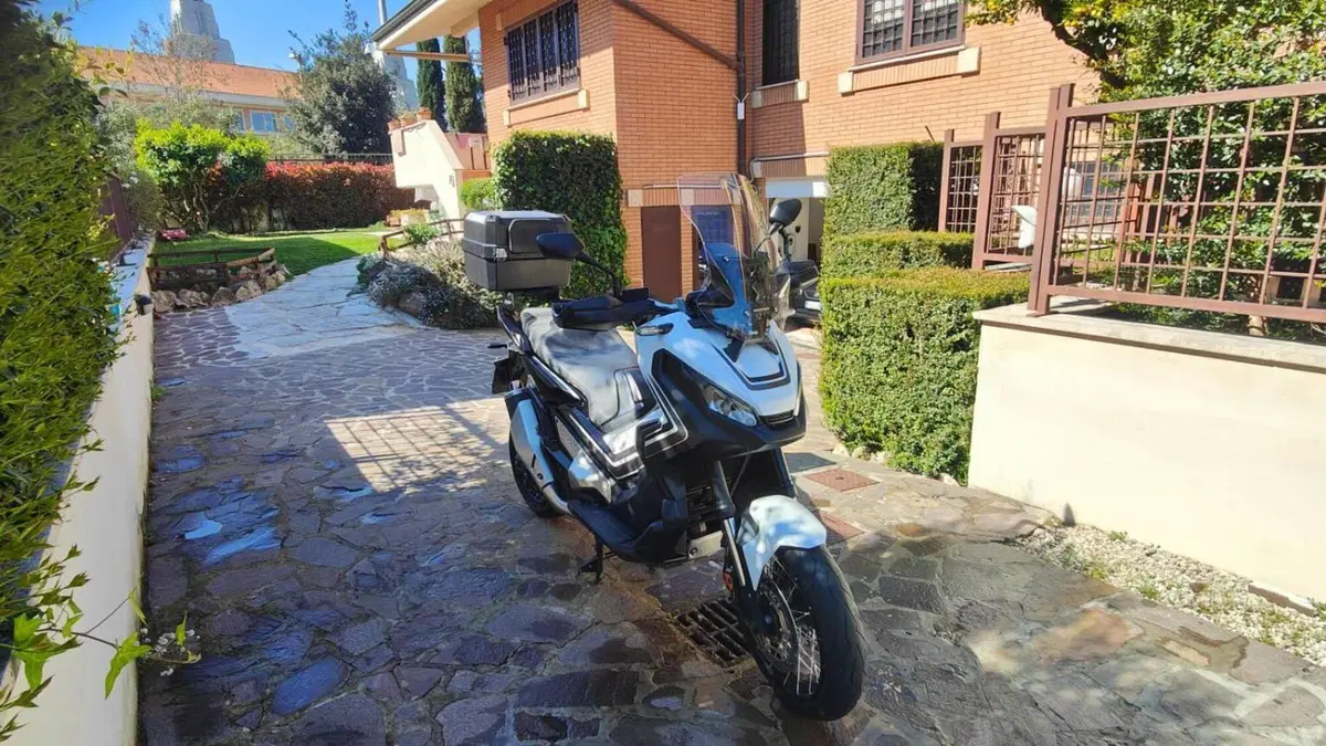 Honda X-ADV 750 (2018 - 20)  (4)