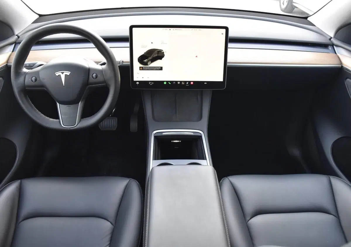 Tesla Model Y Premium Long Range awd 7p.ti (5)