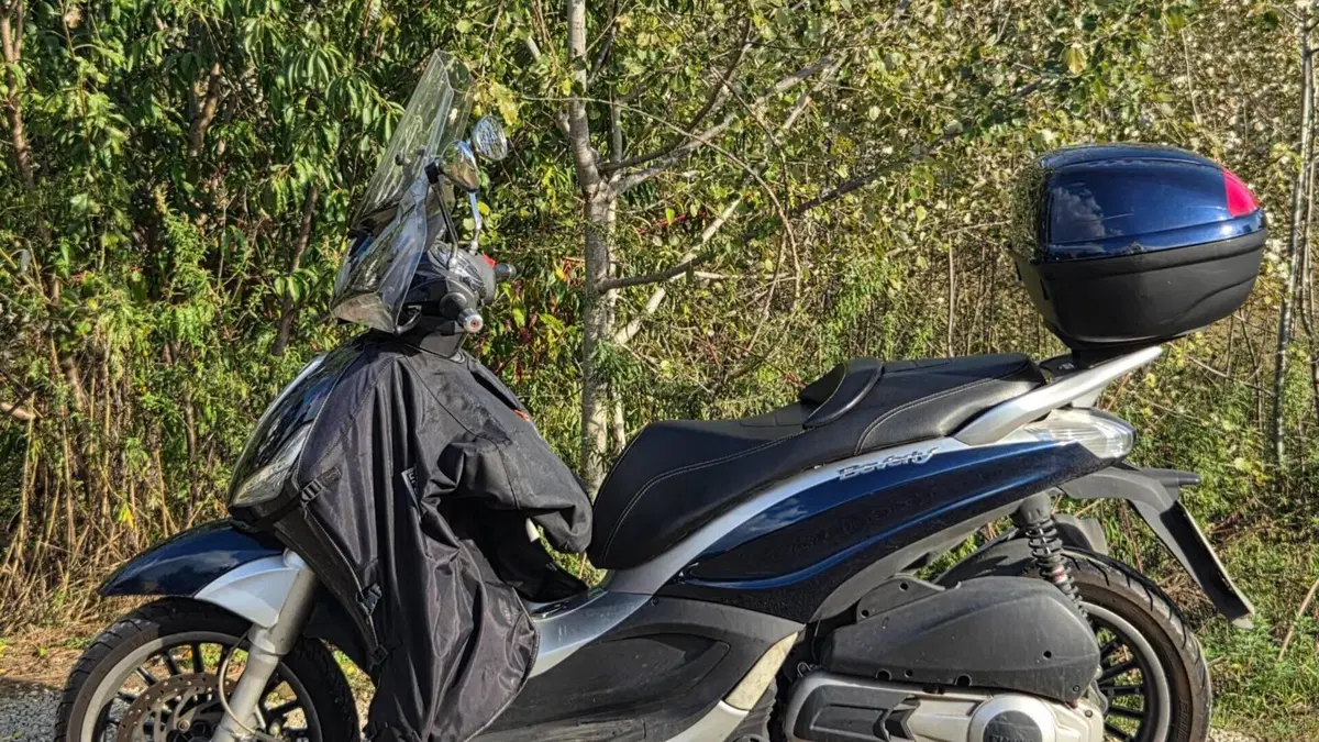 Piaggio Beverly 300 i.e. (2010 - 16)  (4)