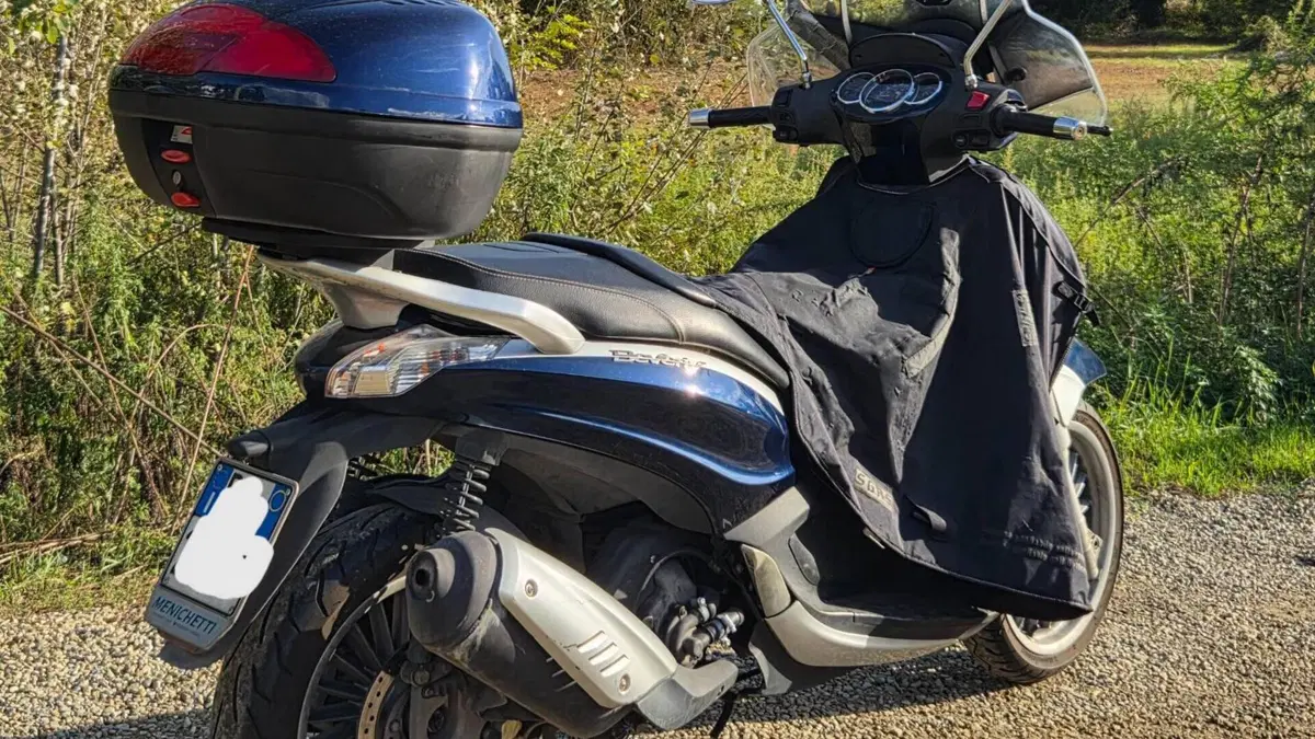 Piaggio Beverly 300 i.e. (2010 - 16)  (5)