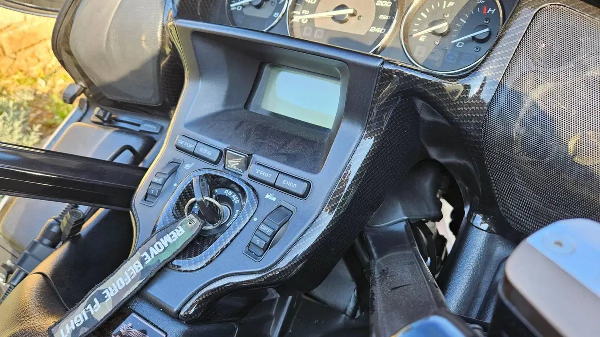 Honda GL 1800 Gold Wing (2012 - 17)  (5)