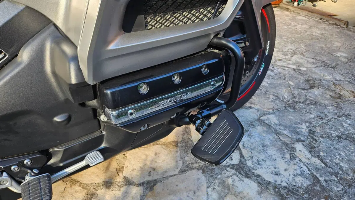 Honda GL 1800 Gold Wing (2012 - 17)  (12)