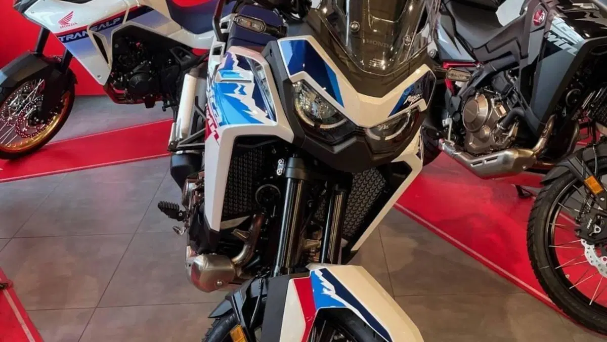Honda Africa Twin CRF 1100L (2024 - 26)  (3)