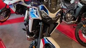 Honda Africa Twin CRF 1100L (2024 - 26)  (3)