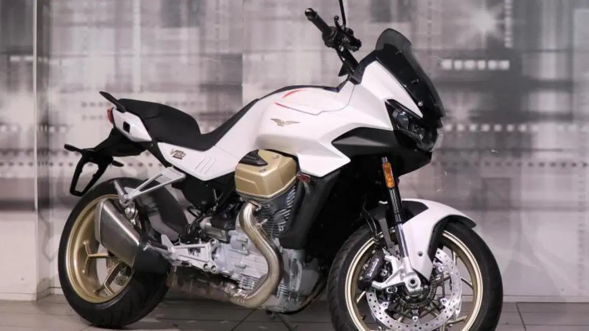 Moto Guzzi V100 Mandello (2022 - 24) 