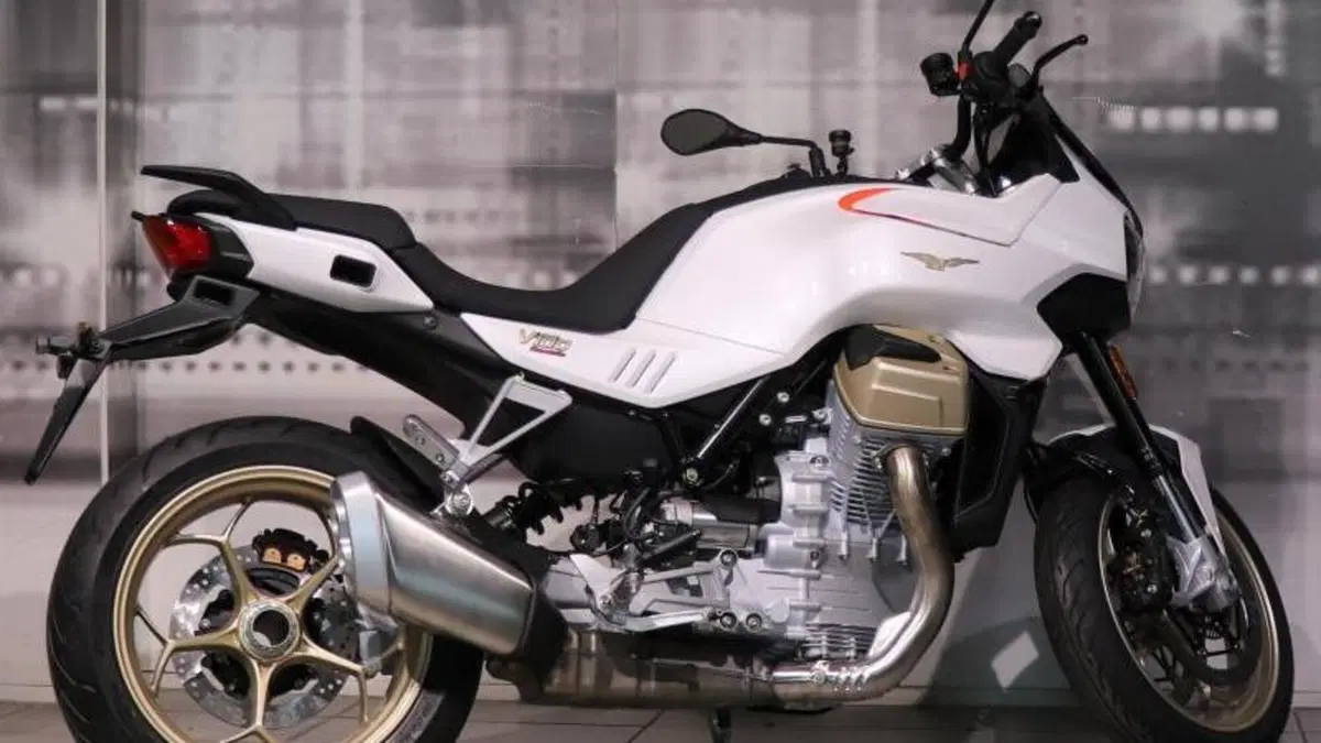 Moto Guzzi V100 Mandello (2022 - 24)  (8)