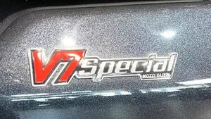Moto Guzzi V7 Special (2021 - 24)  (5)