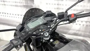 Aprilia Tuono 125 (2021 - 24)  (6)