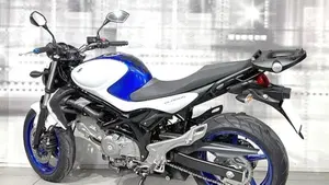 Suzuki Gladius 650 SFV (2009 - 15)  (2)