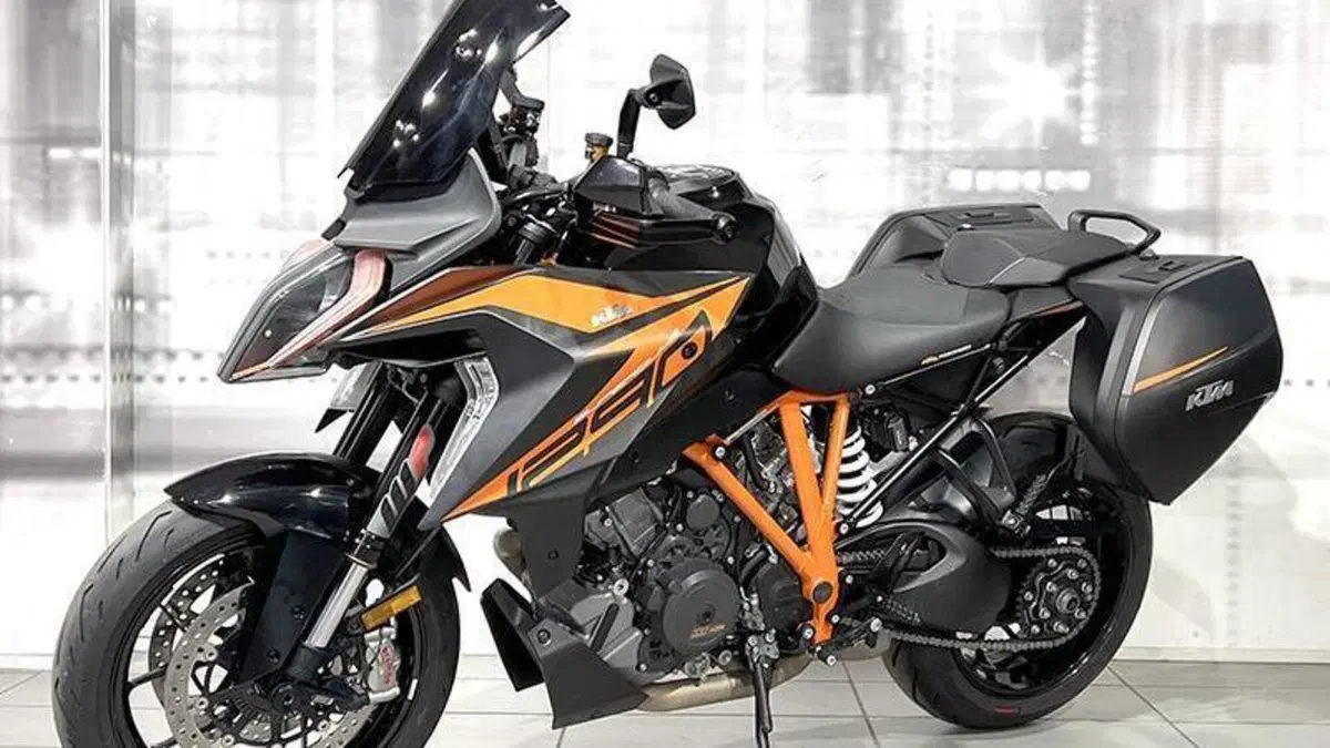 KTM 1290 Super Duke GT (2021 - 25)  (6)