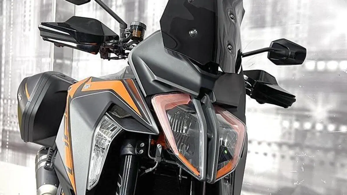 KTM 1290 Super Duke GT (2021 - 25)  (8)