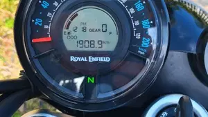 Royal Enfield Super Meteor 650 (2023 - 26)  (5)