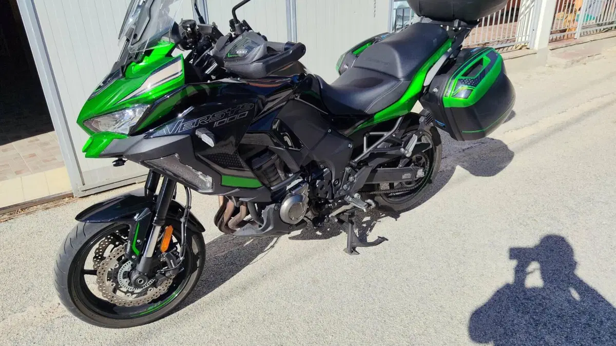 Kawasaki Versys 1000 S Grand Tourer (2022 - 24)  (2)