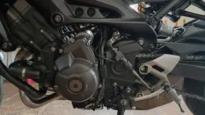 Yamaha MT-09 (2017 - 20)  (6)