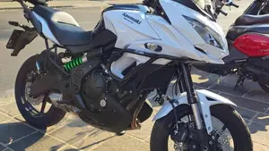 Kawasaki Versys 650 ABS (2015 - 16)  (4)