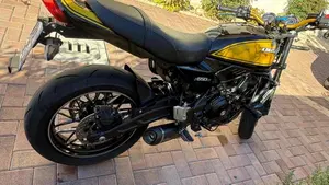Kawasaki Z 650 RS (2025 - 27)  (9)