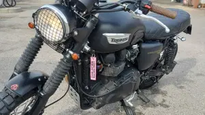 Triumph Scrambler (2006 - 17)  (6)