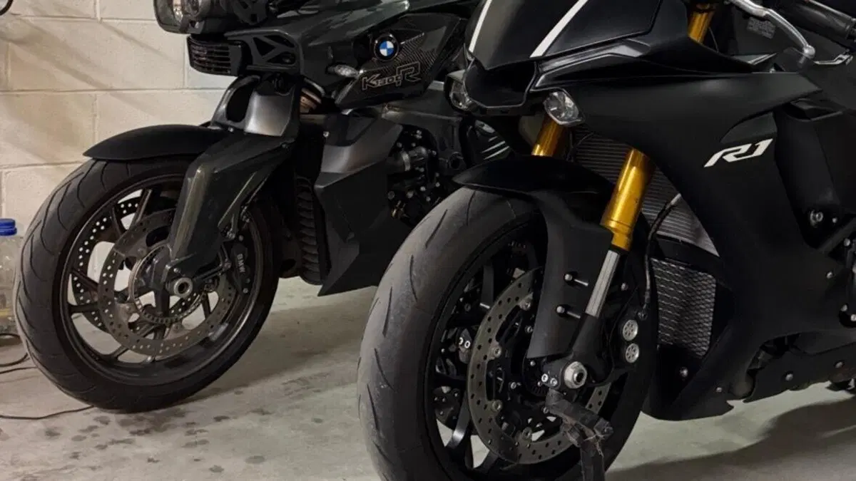 Yamaha YZF R1 (2017 - 19)  (4)