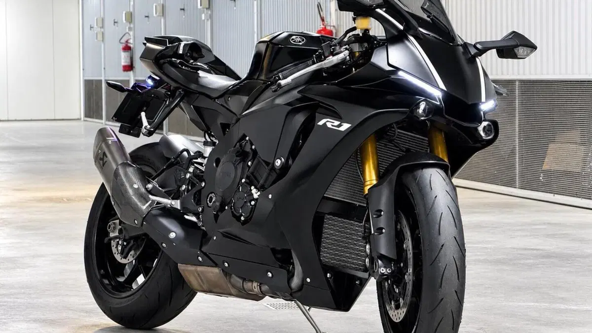 Yamaha YZF R1 (2017 - 19)  (5)