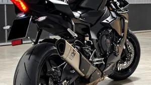 Yamaha YZF R1 (2017 - 19)  (6)