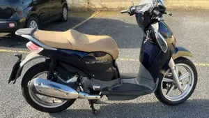 Aprilia Scarabeo 125 i.e. (2011 - 16)  (5)