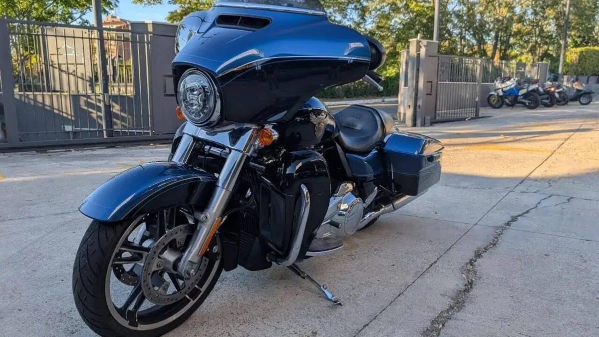 Harley-Davidson 107 Street Glide (2017 - 19) - FLHX 