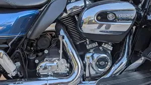 Harley-Davidson 107 Street Glide (2017 - 19) - FLHX  (4)