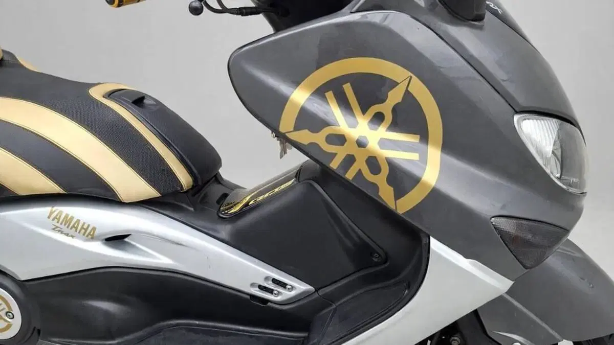 Yamaha T-Max 500 (2004 - 07)  (3)