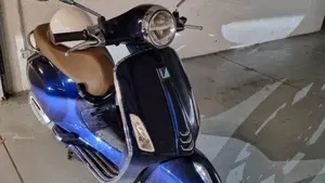 Vespa Primavera 125 3V ie ABS (2018 - 19)  (4)