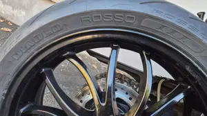 Triumph Speed Triple 1050 (2005 - 11)  (7)