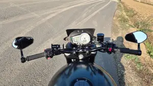 Triumph Speed Triple 1050 (2005 - 11)  (11)
