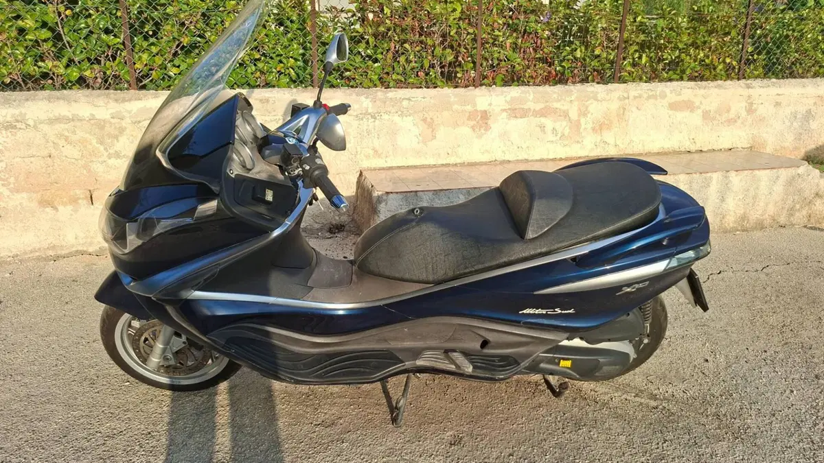 Piaggio X10 350 ie (2011 - 17) 