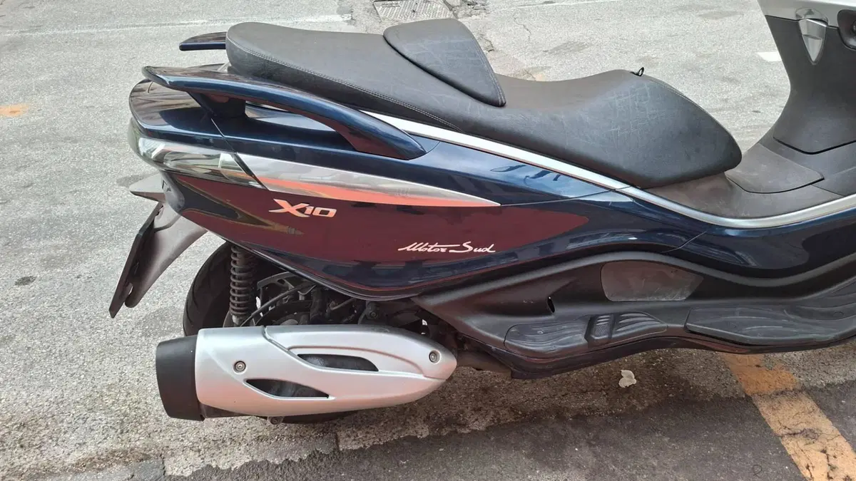 Piaggio X10 350 ie (2011 - 17)  (7)