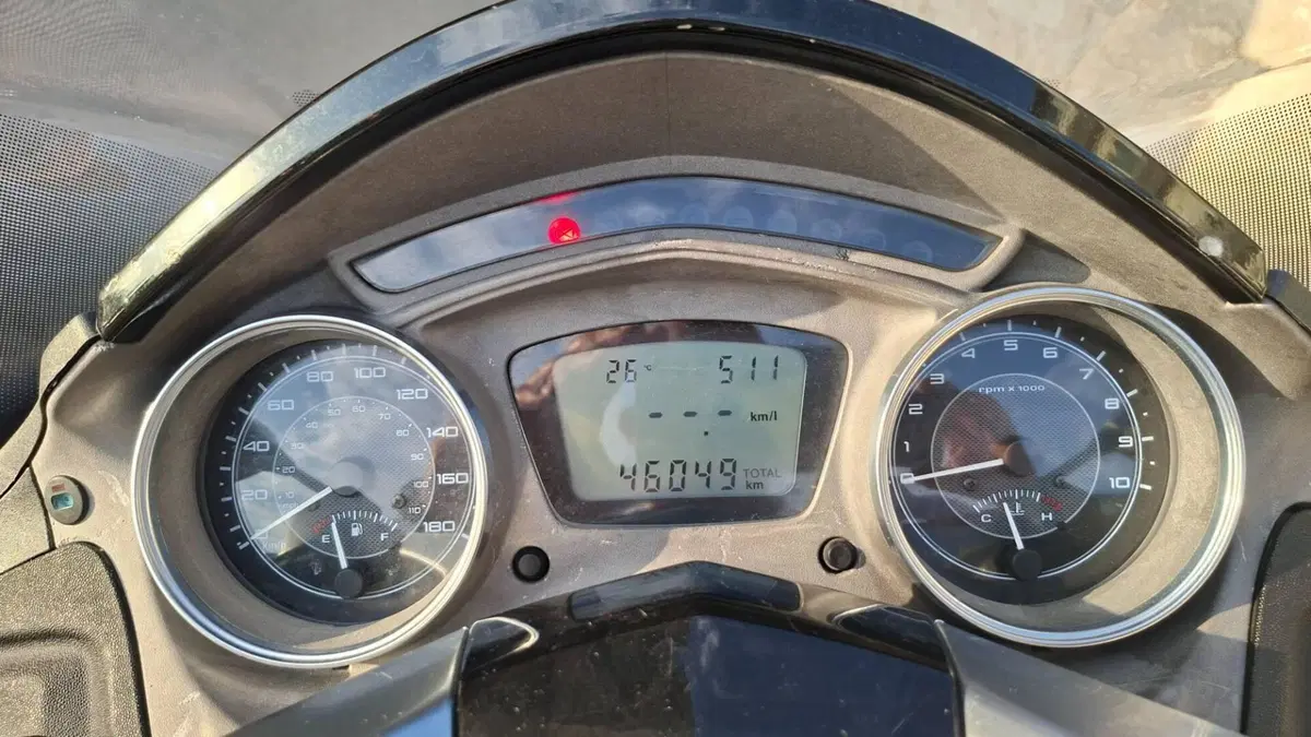 Piaggio X10 350 ie (2011 - 17)  (10)