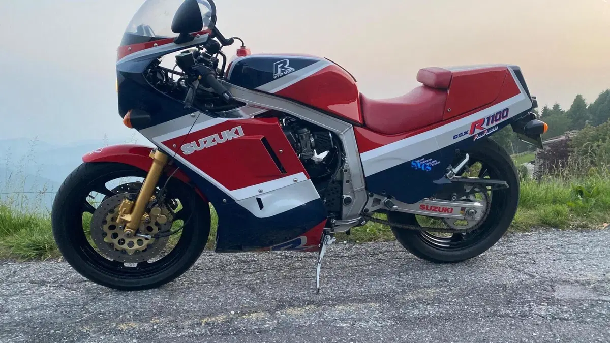 Suzuki   (2)