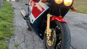 Suzuki   (7)