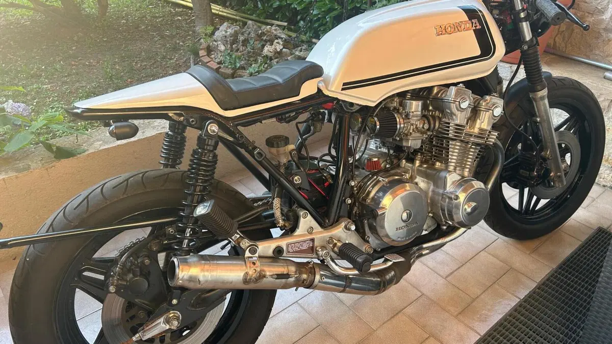 Honda  