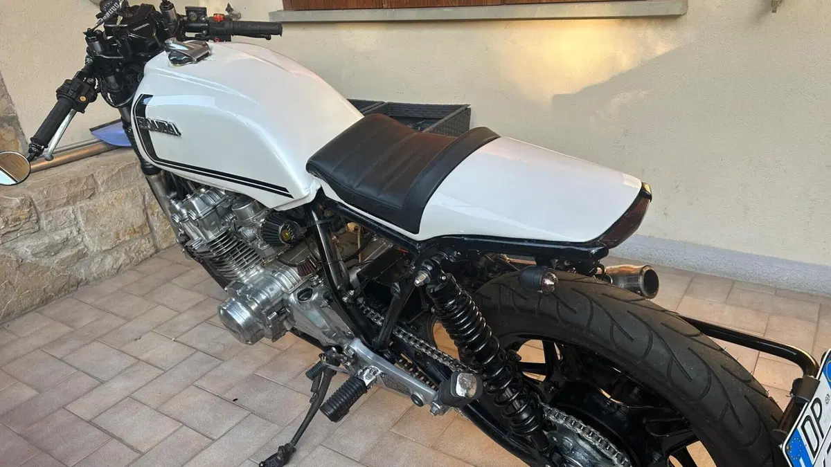 Honda   (2)
