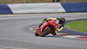 Honda CBR 600 RR (2007 - 08)  (3)