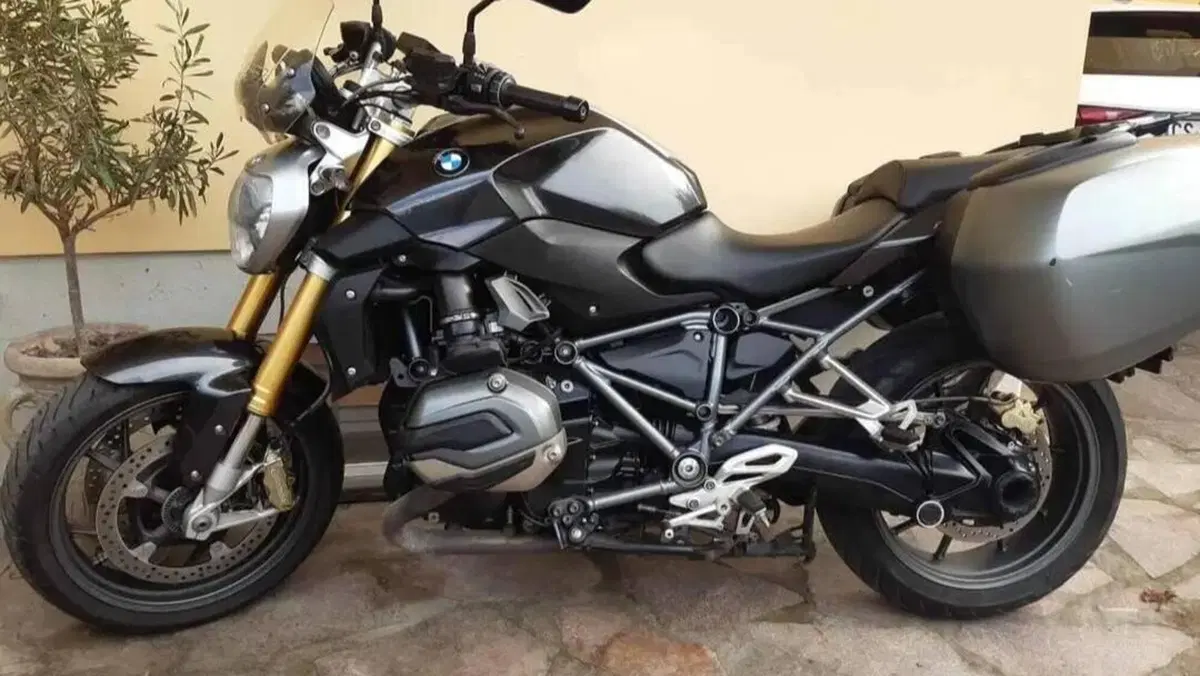Bmw R 1200 R (2015 - 16)  (4)