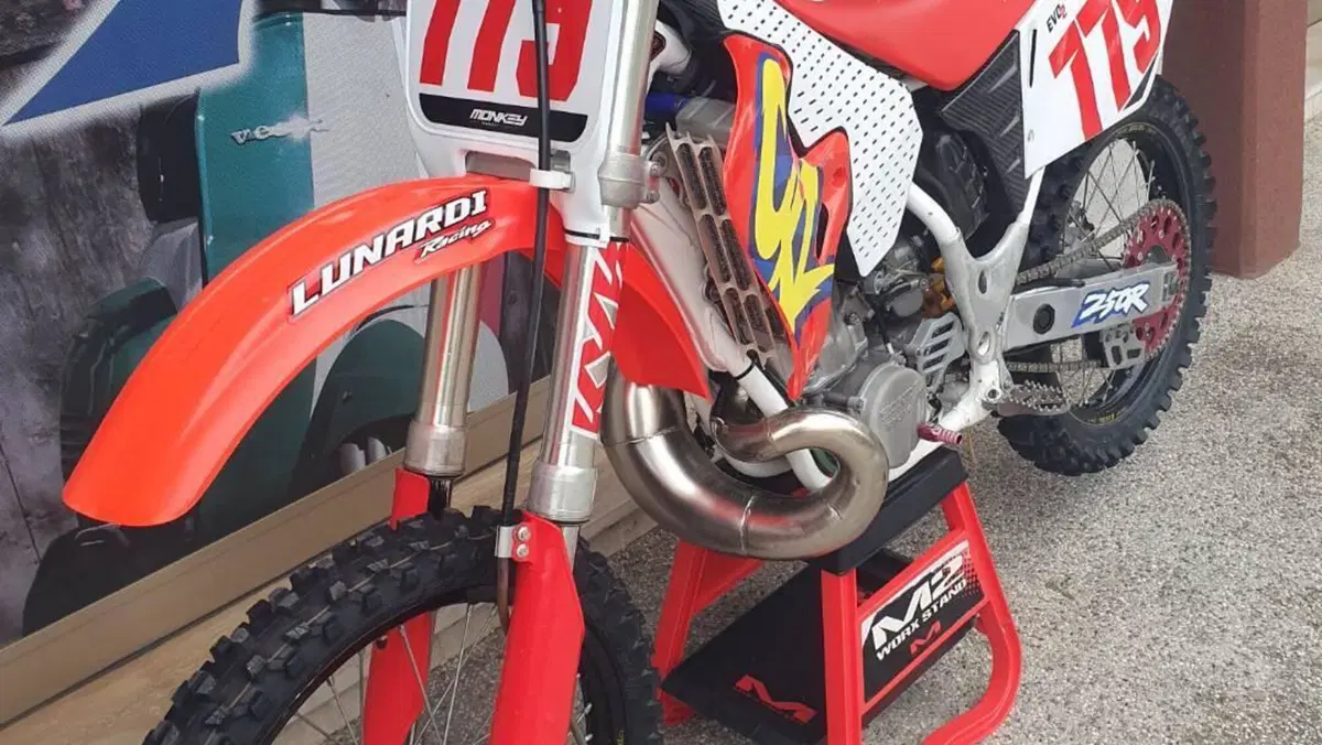 Honda   (2)