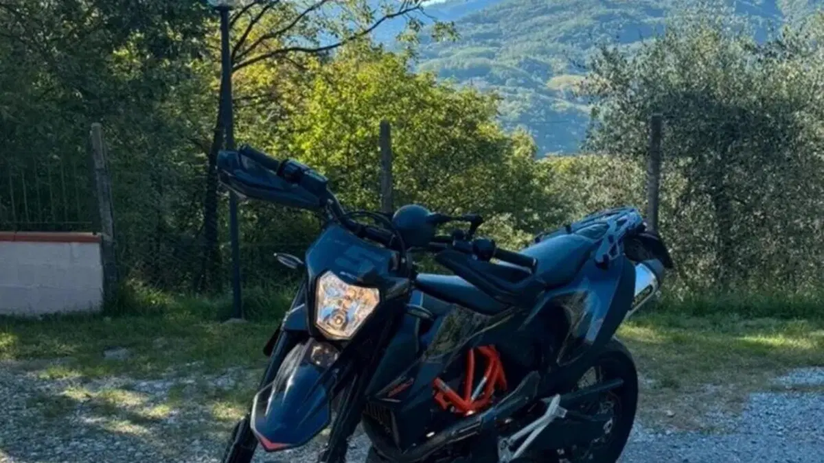 KTM 690 SMC R (2021 - 22)  (7)