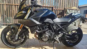 Suzuki GSX-8S (2023 - 24) 