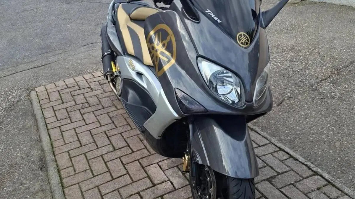 Yamaha T-Max 500 (2004 - 07)  (9)