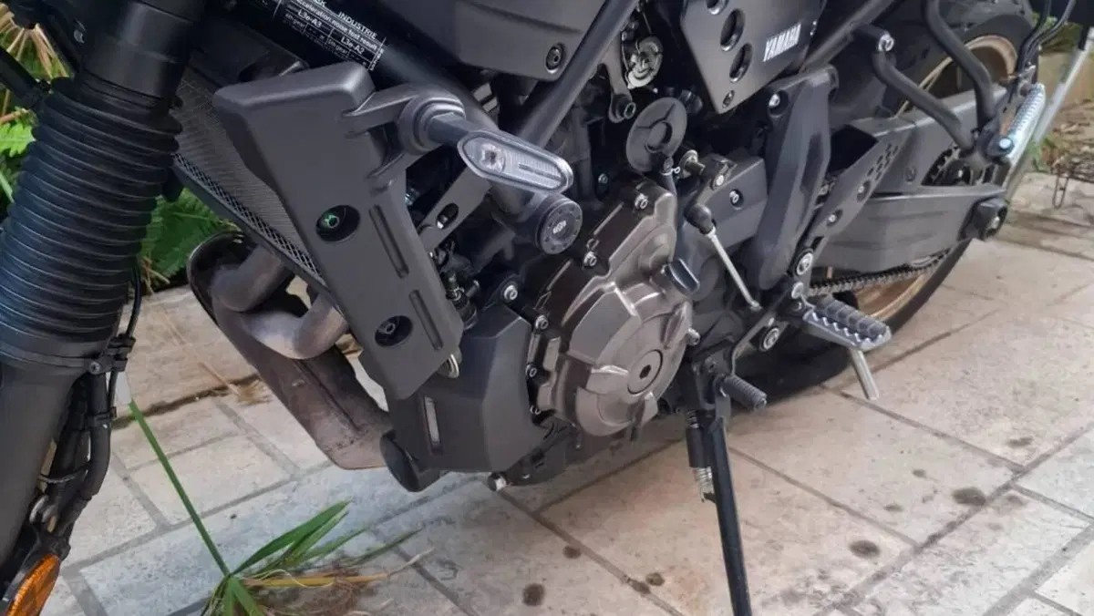 Yamaha XSR 700 XTribute (2022 - 24)  (7)