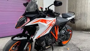 KTM 1290 Super Duke GT (2019 - 20)  (2)