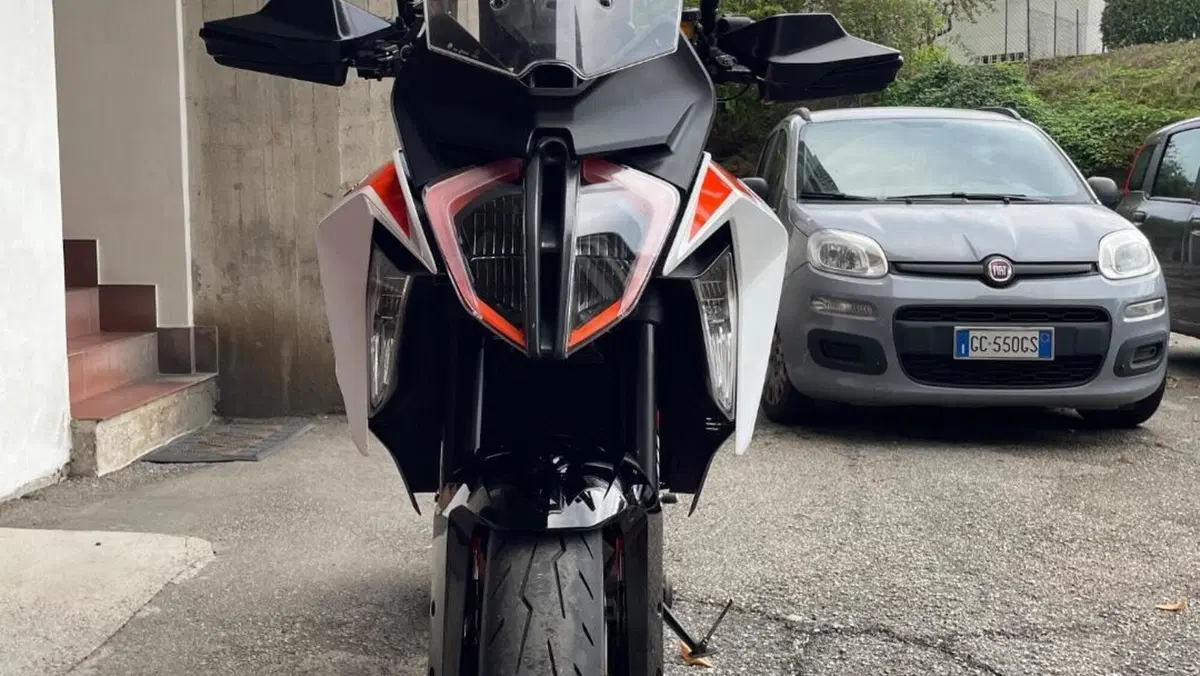KTM 1290 Super Duke GT (2019 - 20)  (4)