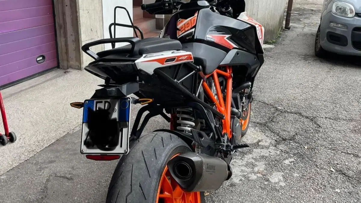KTM 1290 Super Duke GT (2019 - 20)  (9)